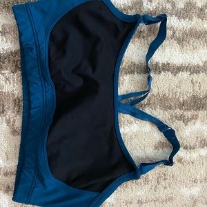 Fabletics Workout Bra Size M